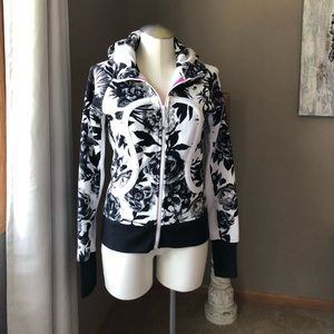 Lululemon Rare flowery jacket Sz 6